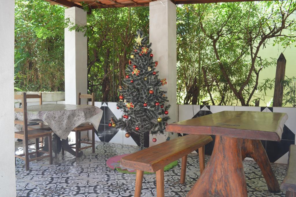Pousada Dos Henriques Hotel เลนโซยส์ ภายนอก รูปภาพ